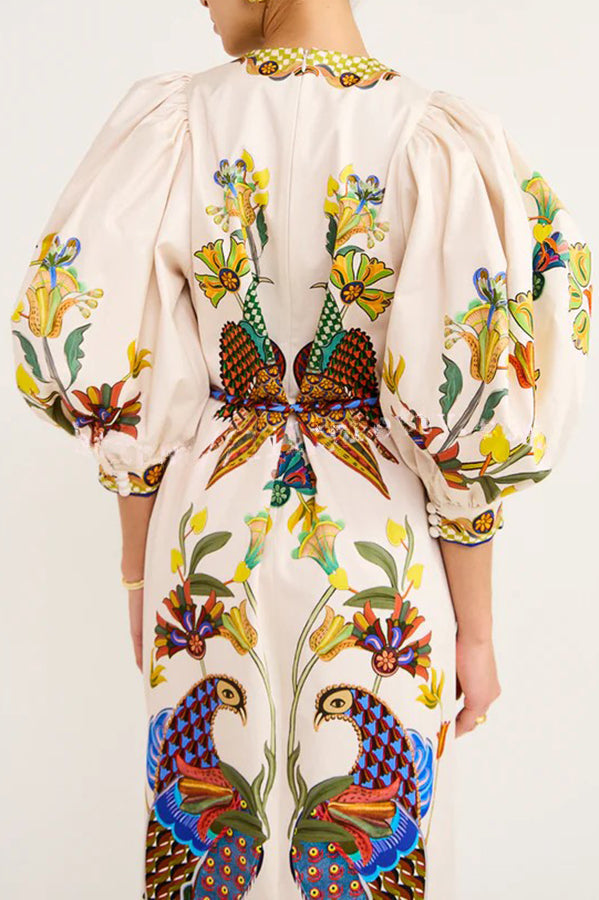Classic Vintage & Enduringly Stylish Dress