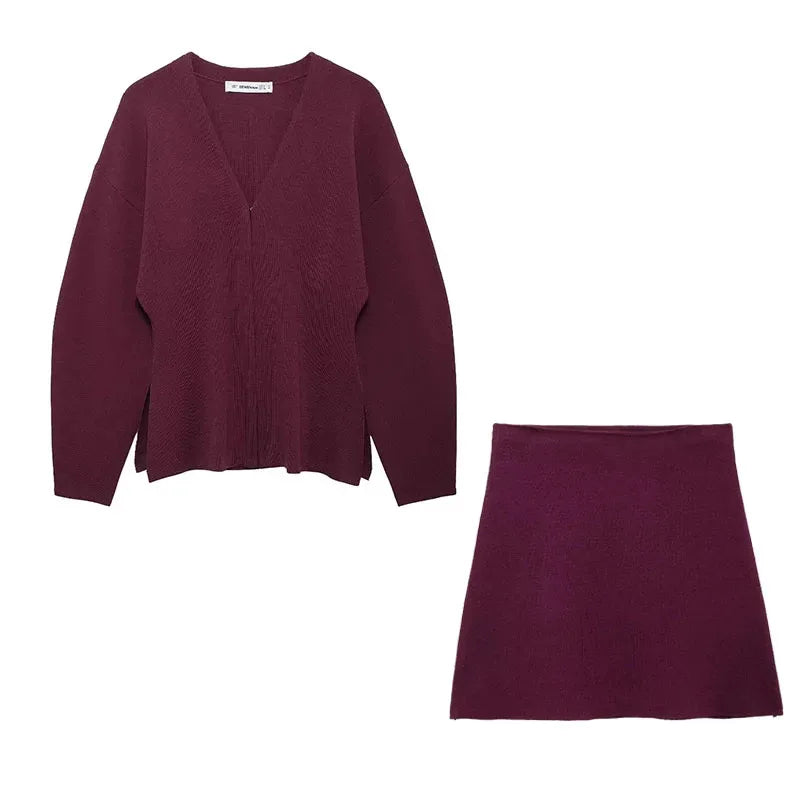 Effortlessly Elegant Garment with a Timeless Design