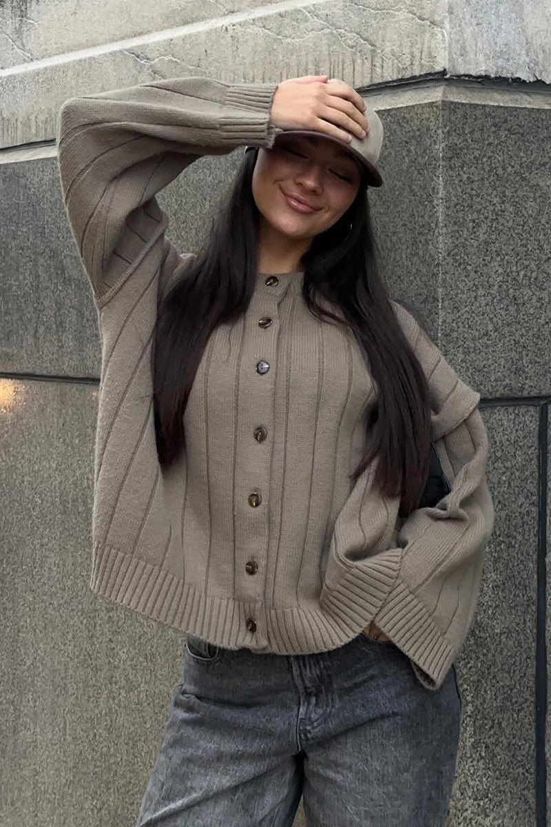 Classic Vintage & Enduringly Stylish Cardigan