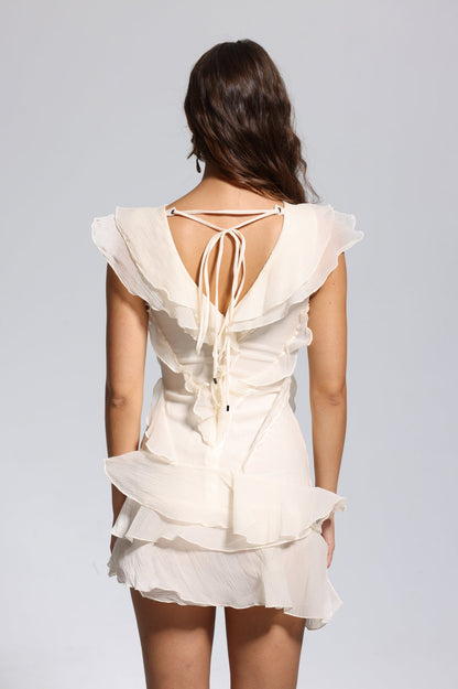 Gracefully Styled Dress for Any Occasion