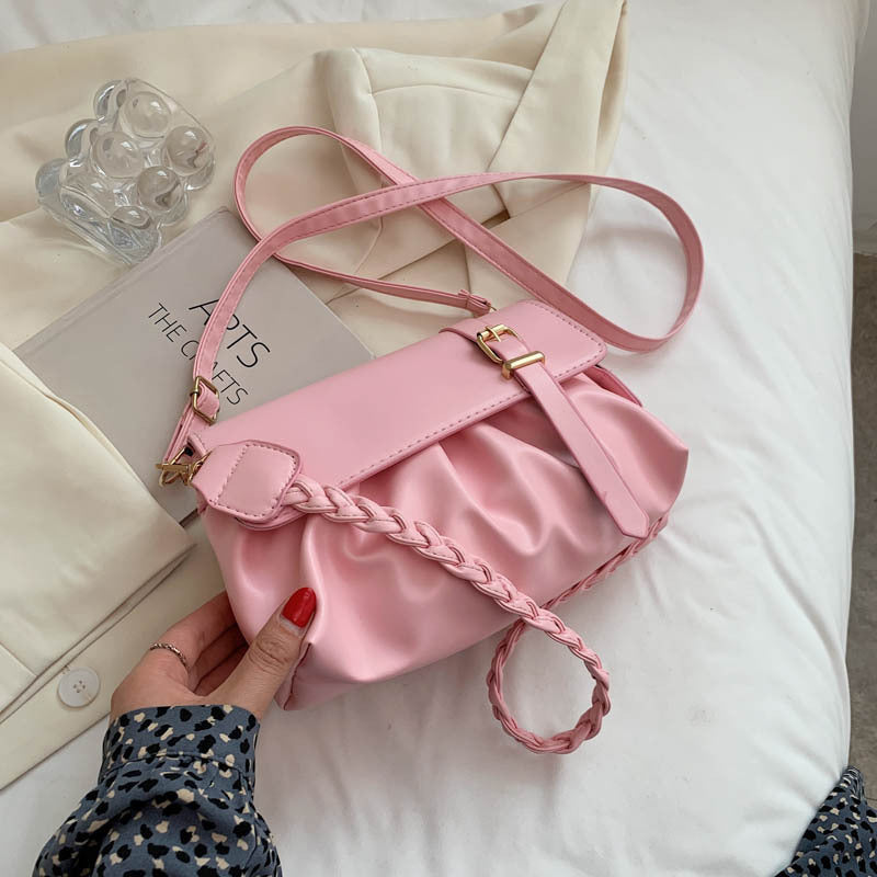 Elegantly Styled Bag for Everyday Wear