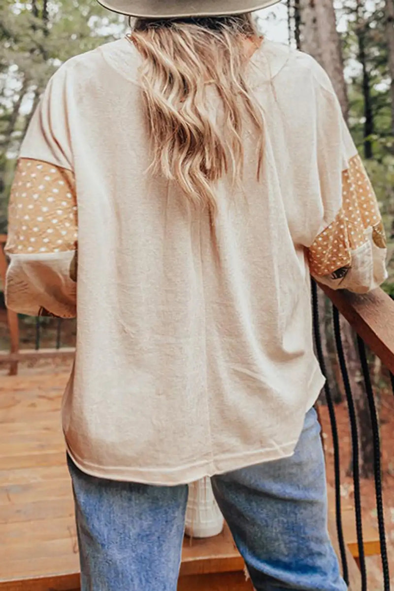 Beautifully Finished Blouse in a Timeless Design