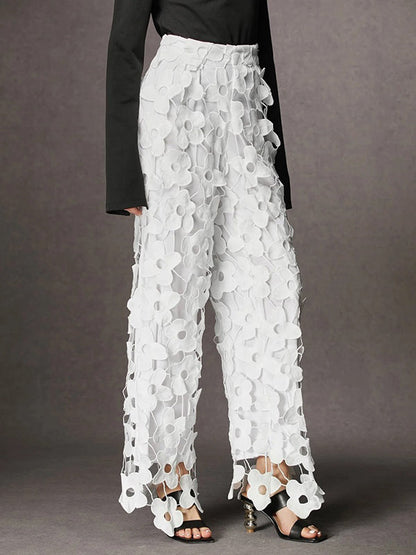 Sophisticated Trousers with a Clean Classic Look