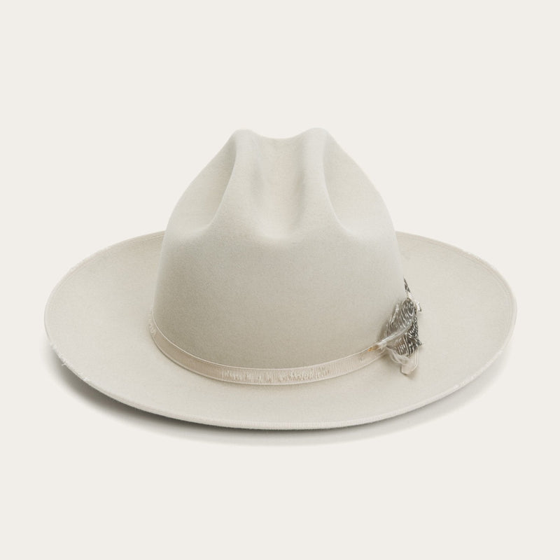 Polished Garment with an Effortless Classic Look