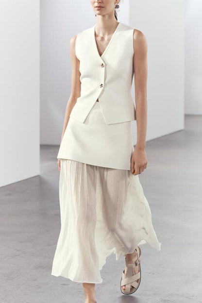 Classic Vintage Garment with a Flattering Fit