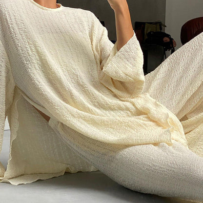 Elegantly Styled Trousers for Everyday Wear
