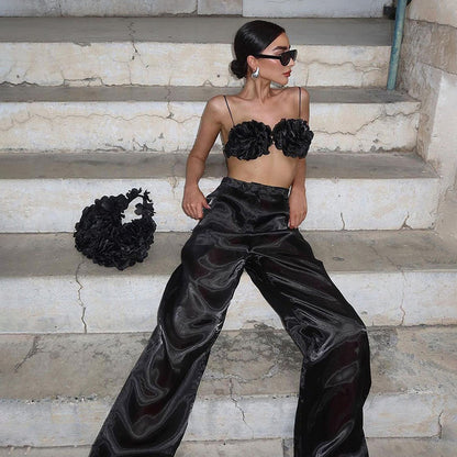Well Tailored Pants with a Graceful Silhouette