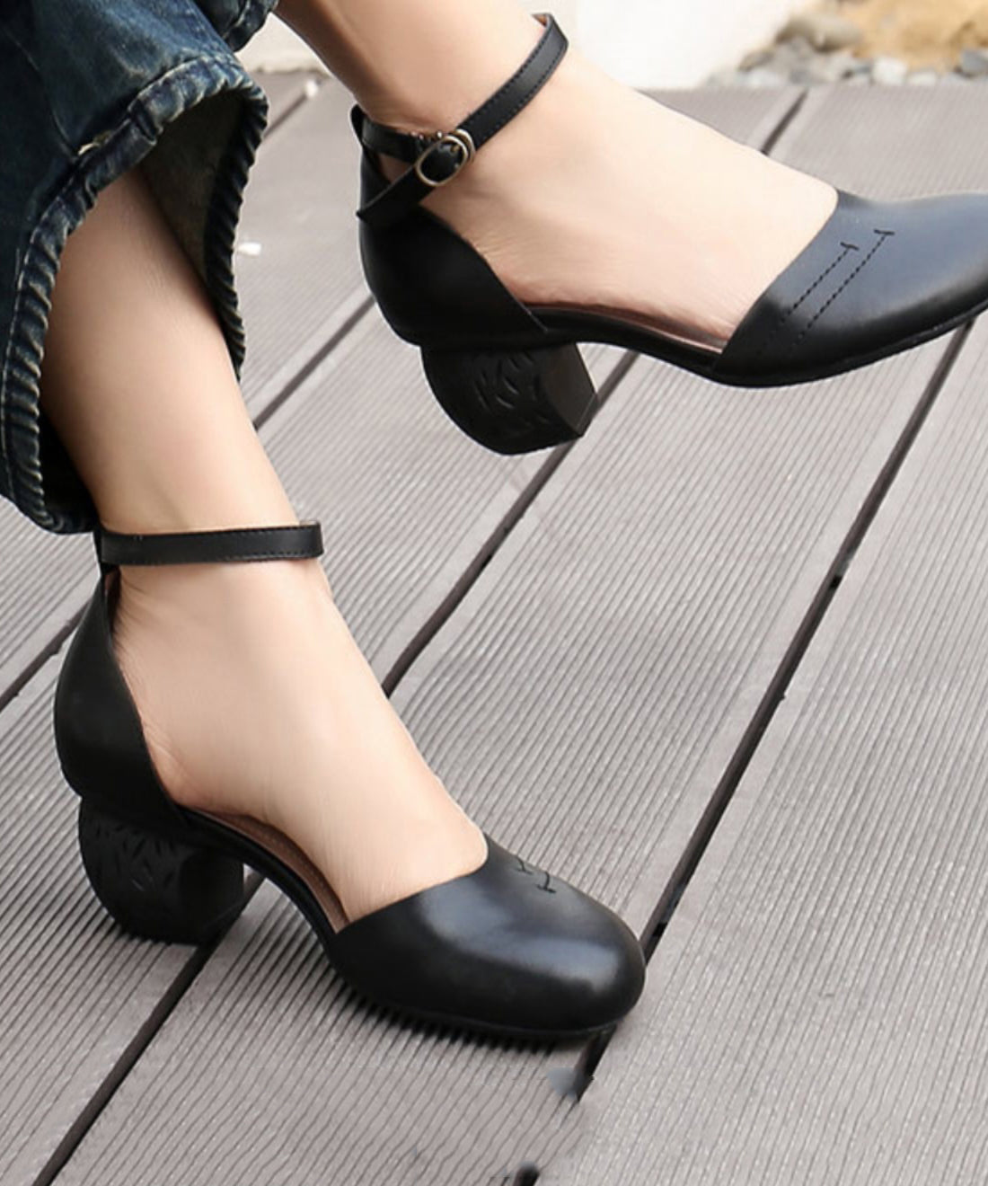 Beautifully Finished Heels in a Timeless Design