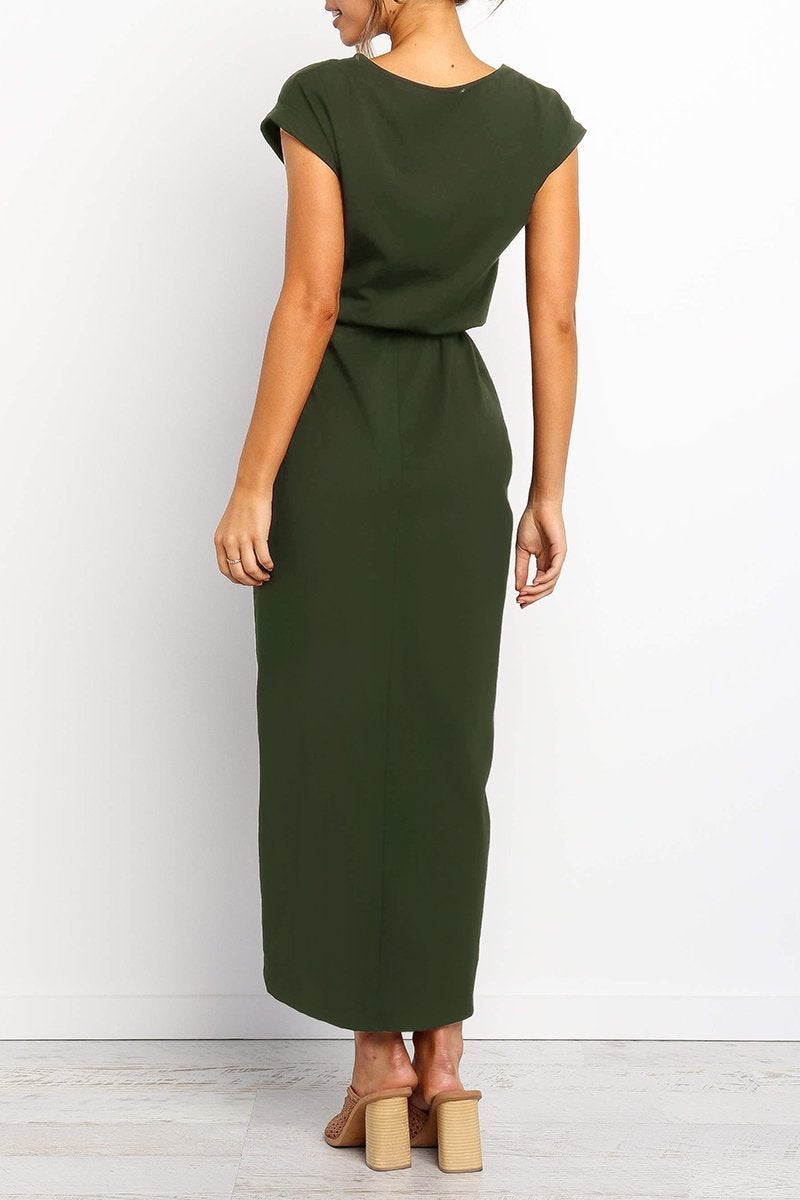Sophisticated Dress with a Clean Classic Look