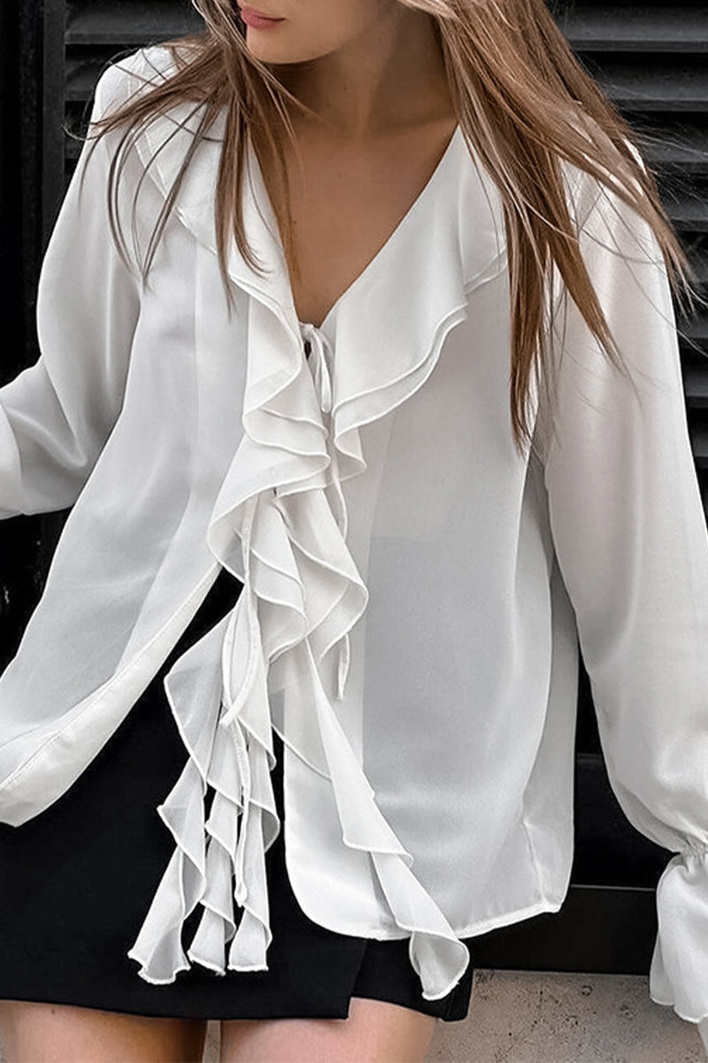 Classic Vintage & Enduringly Stylish Blouse