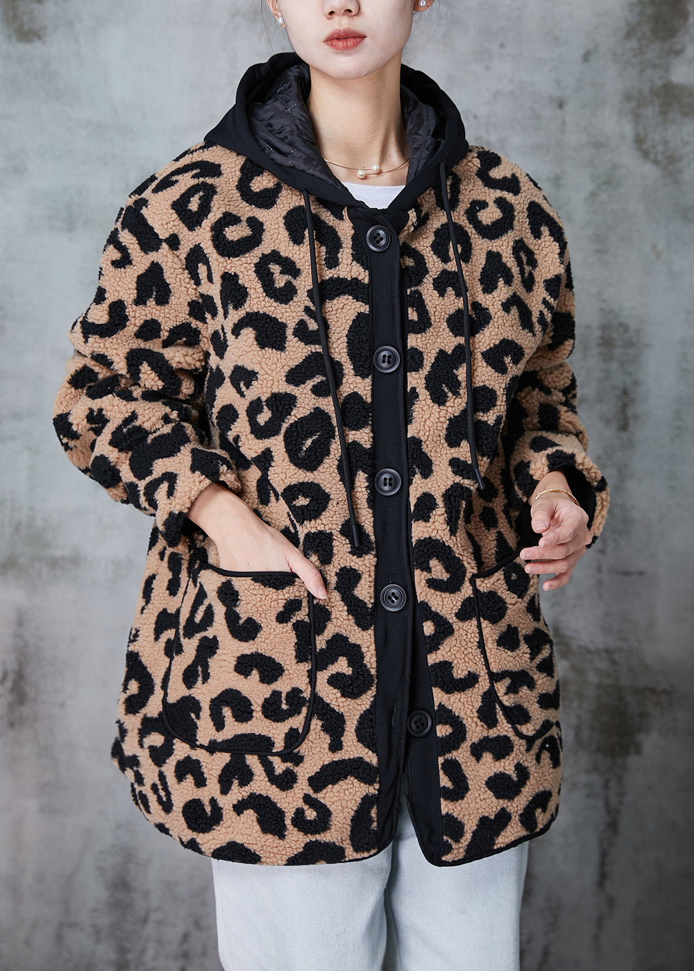Gracefully Styled Coat for Any Occasion