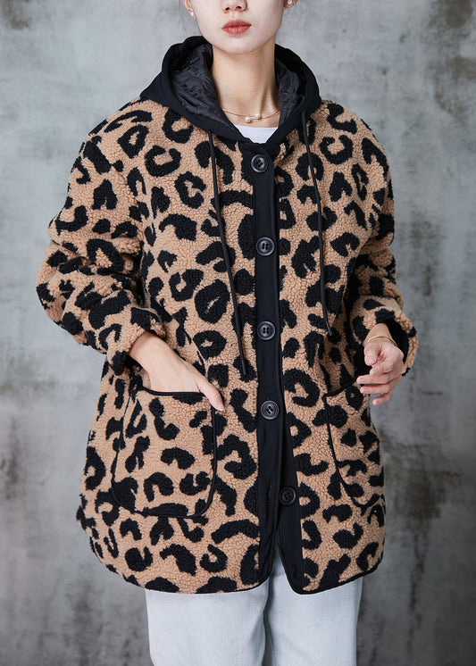 Gracefully Styled Coat for Any Occasion