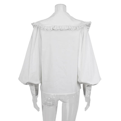Classic Vintage Blouse with a Flattering Fit