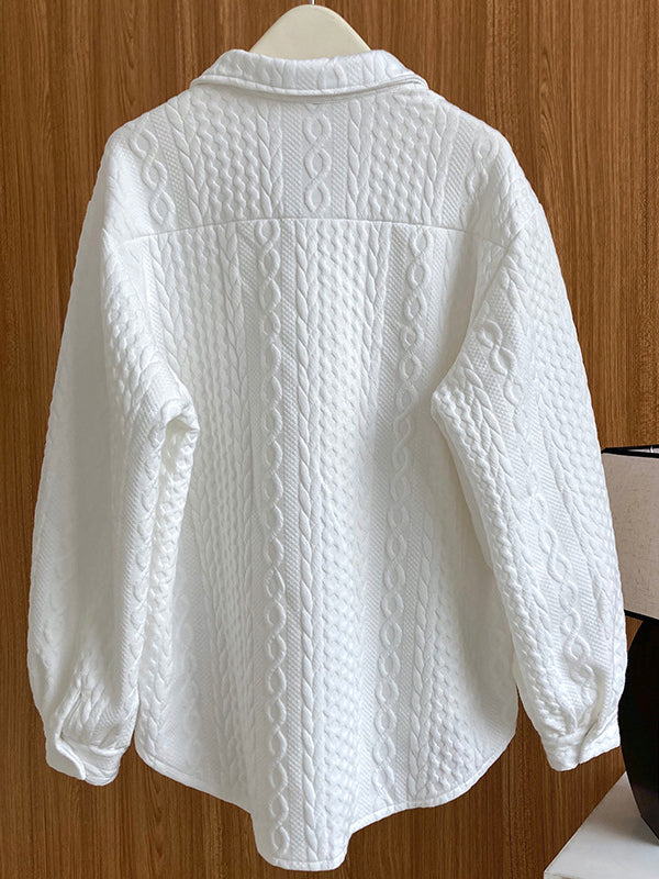 Sophisticated Blouse with a Clean Classic Look