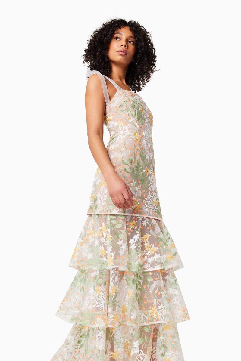 Beautifully Crafted Dress in a Classic Style