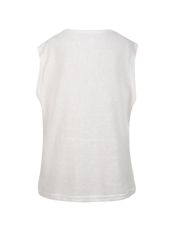Beautifully Crafted T-Shirt in a Classic Style