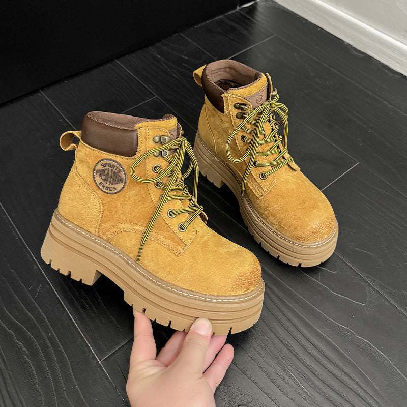 Elegantly Styled Boots for Everyday Wear