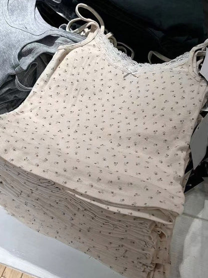 Beautifully Crafted Top in a Classic Style
