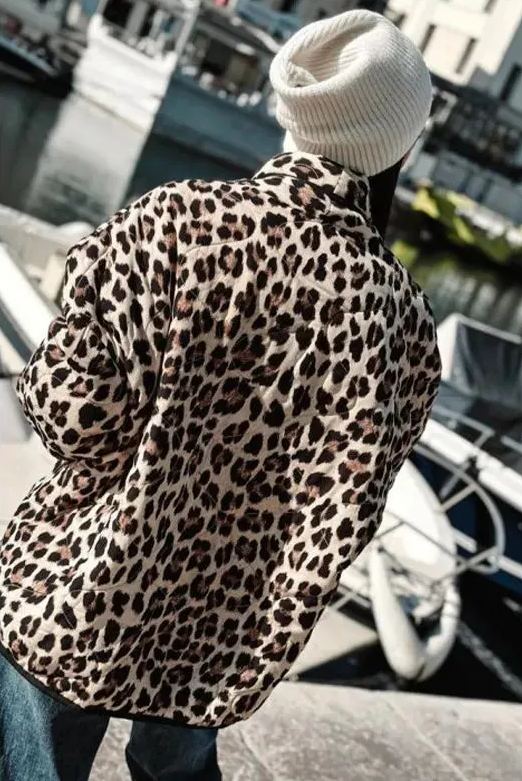 Elegantly Styled Jacket for Everyday Wear