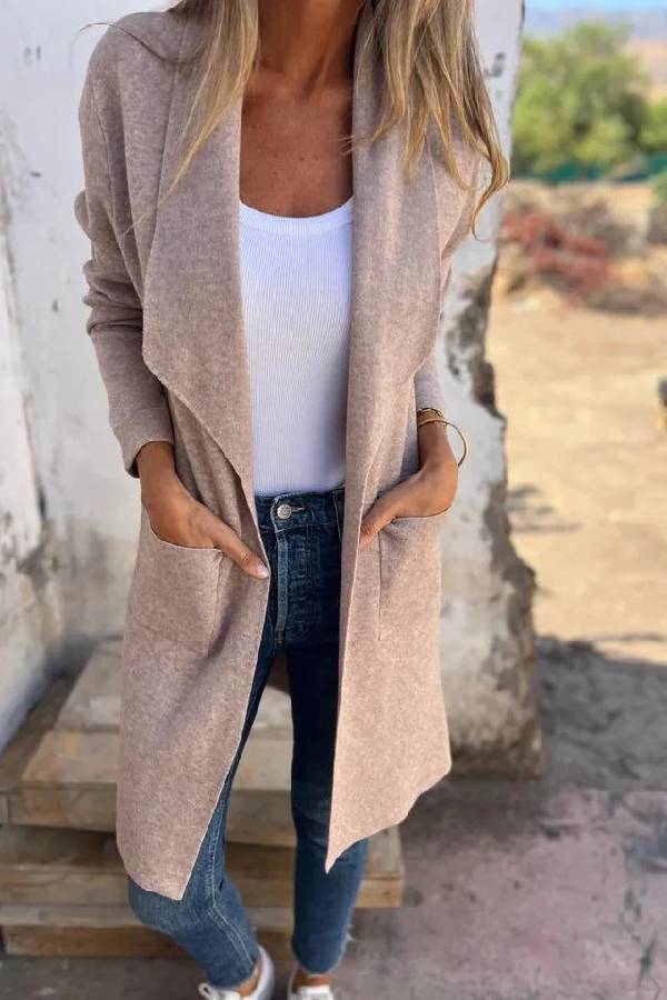 Classic Vintage Cardigan with a Flattering Fit