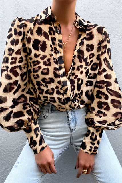 A Vintage Style Shirt with Delicate Timeless Details