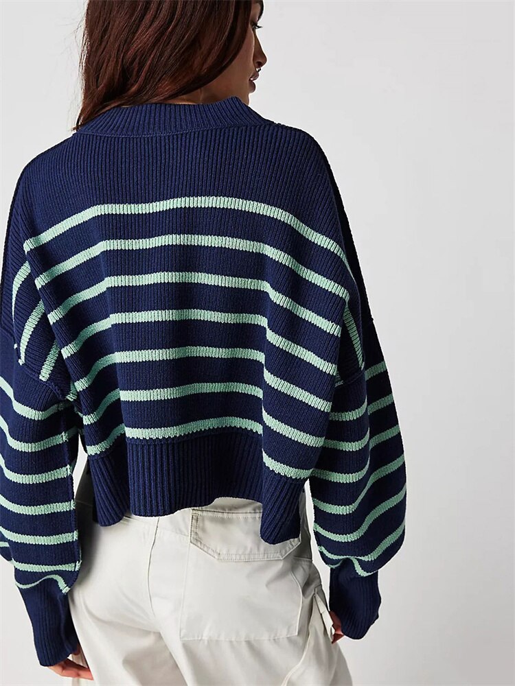 Classic Vintage Pullover with a Flattering Fit