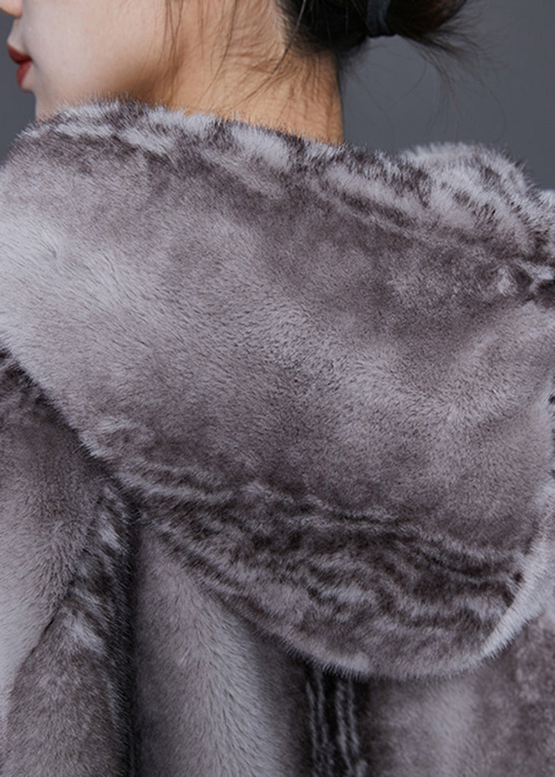 Classic Vintage Coat with a Flattering Fit