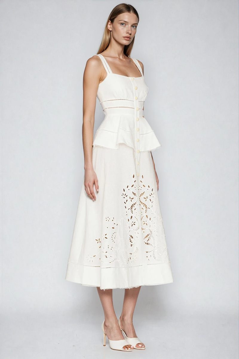 Sophisticated Dress with a Clean Classic Look
