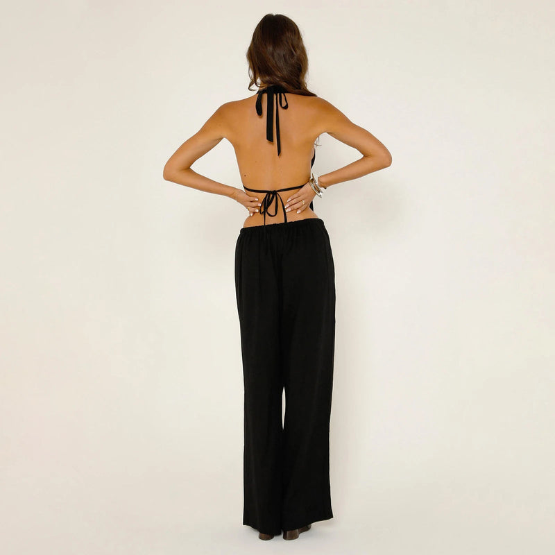 Effortlessly Elegant Top with a Timeless Design