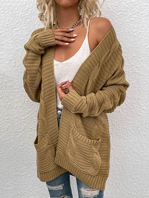 Well Tailored Cardigan with a Graceful Silhouette