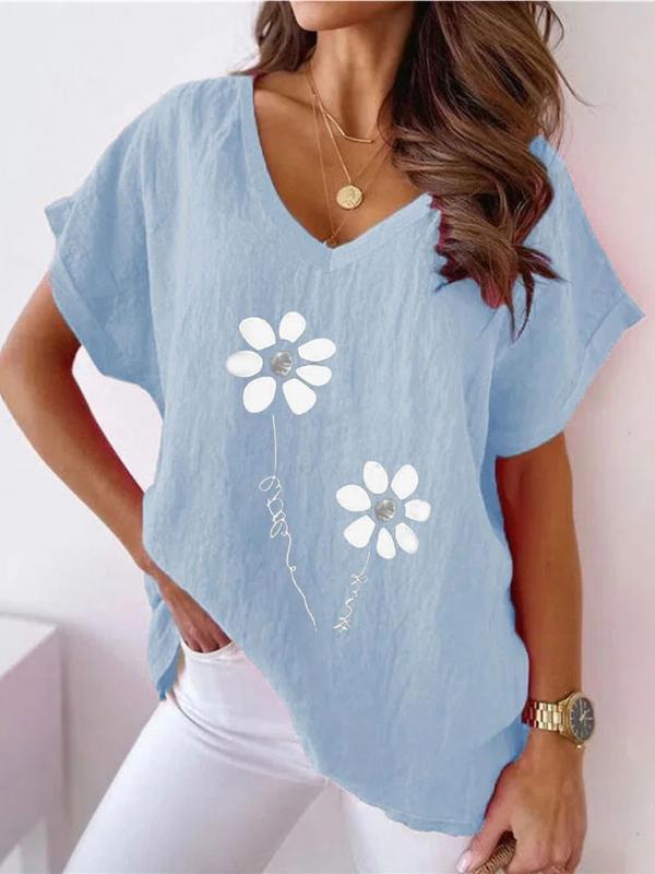Well Tailored T-Shirt with a Graceful Silhouette