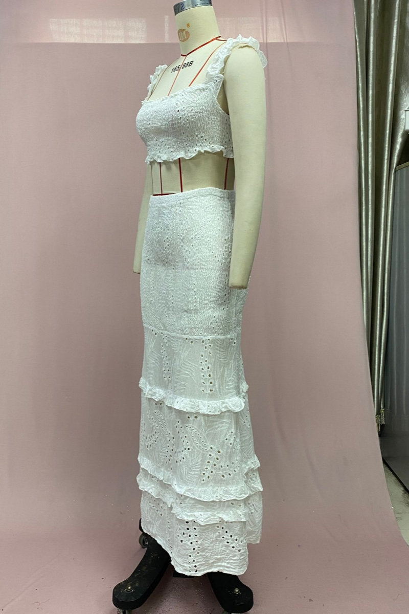 Sophisticated Garment with a Clean Classic Look