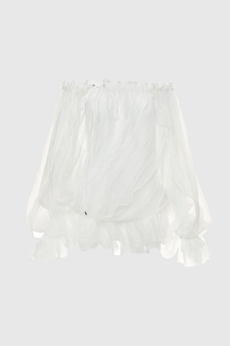 Gracefully Styled Blouse for Any Occasion