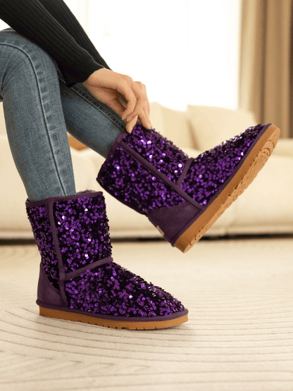 Well Tailored Boots with a Graceful Silhouette