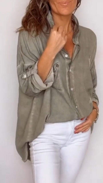 Classic Vintage Shirt with a Flattering Fit