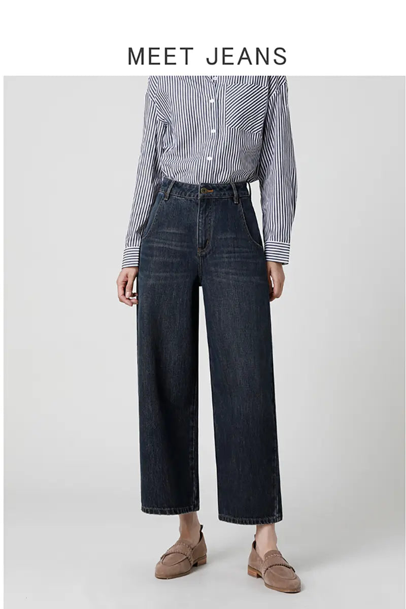 Well Tailored Garment with a Graceful Silhouette