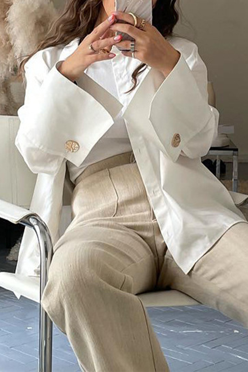 Classic Vintage & Enduringly Stylish Blouse