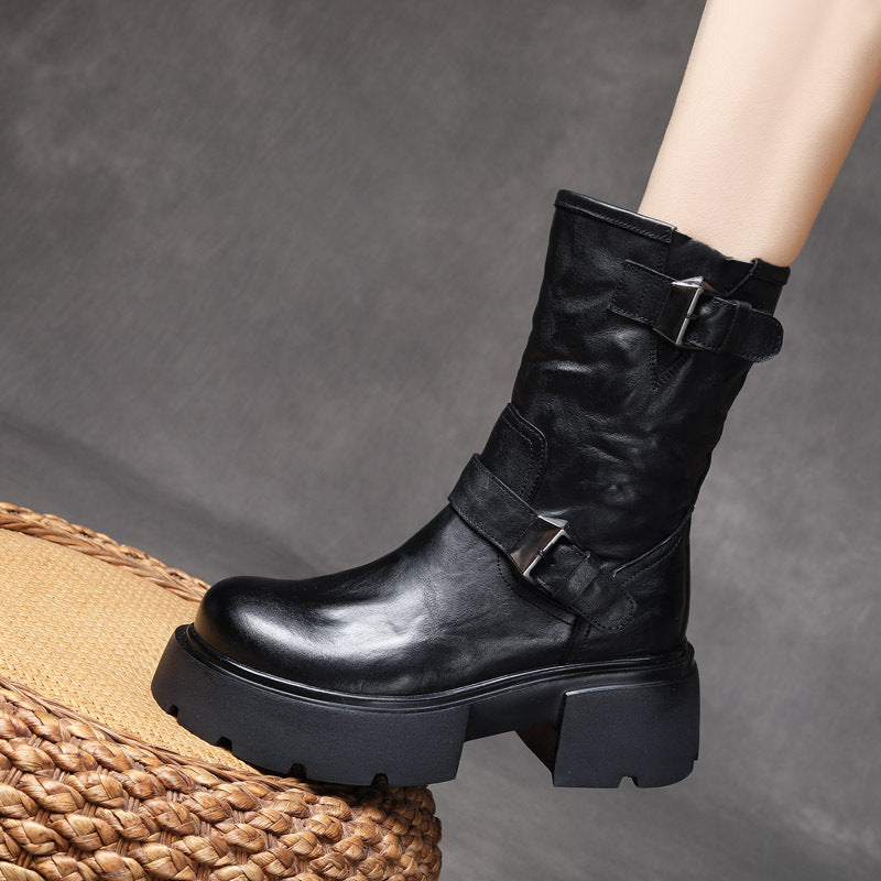 Polished Boots with an Effortless Classic Look