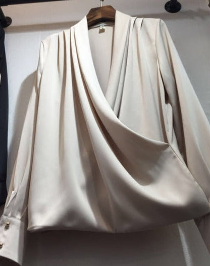 Beautifully Finished Blouse in a Timeless Design
