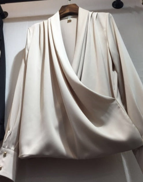 Beautifully Finished Blouse in a Timeless Design