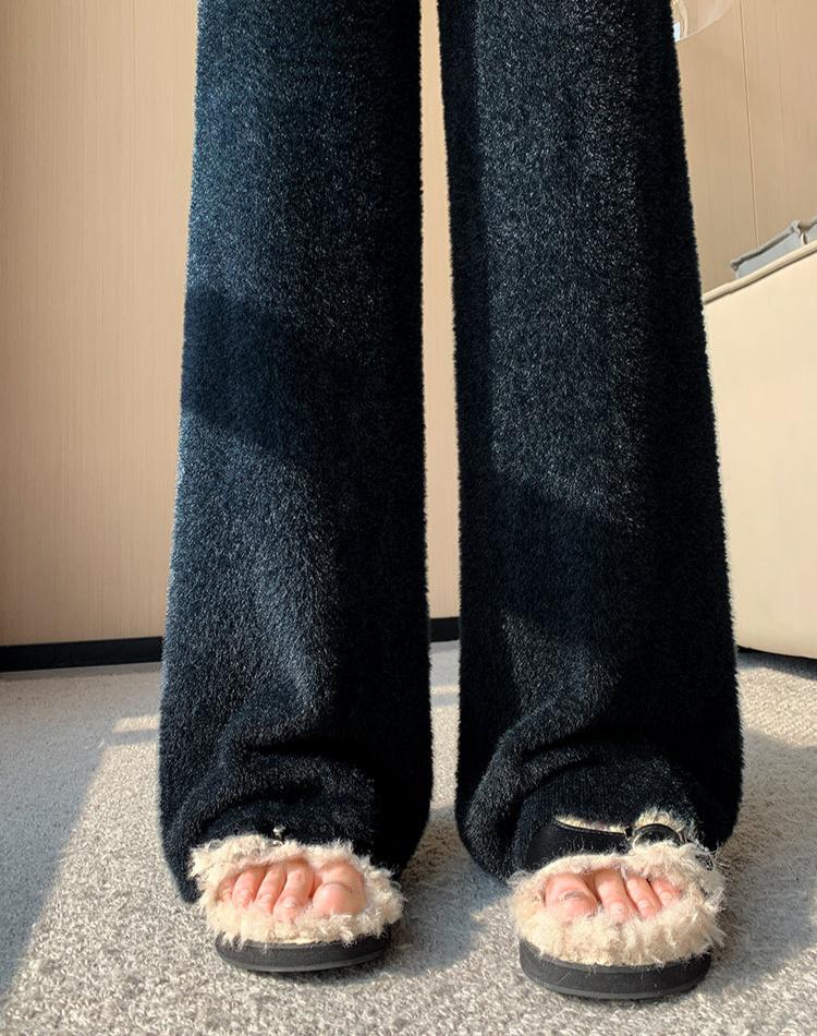 Polished Pants with an Effortless Classic Look
