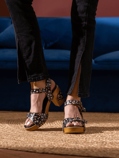 Sophisticated Garment with a Clean Classic Look