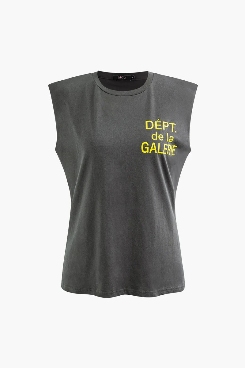 Effortlessly Elegant T-Shirt with a Timeless Design