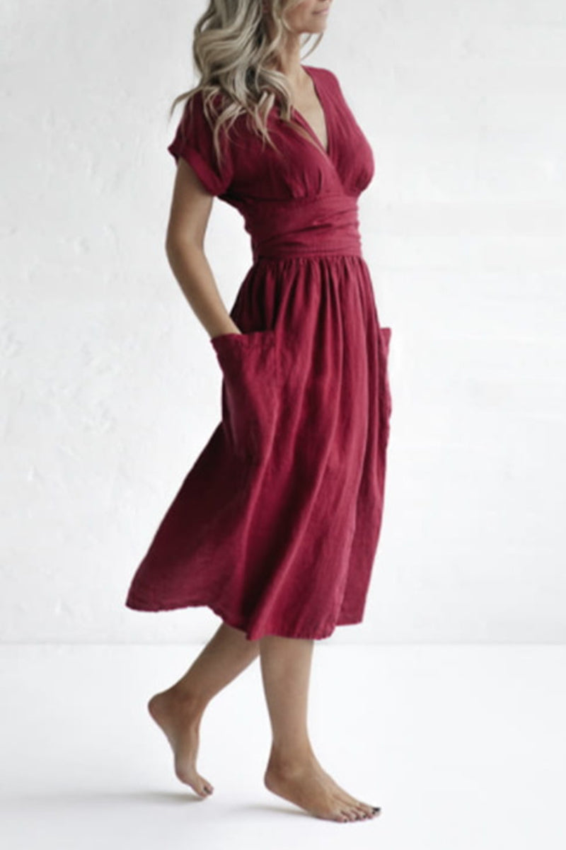 Classic Vintage Dress with a Flattering Fit