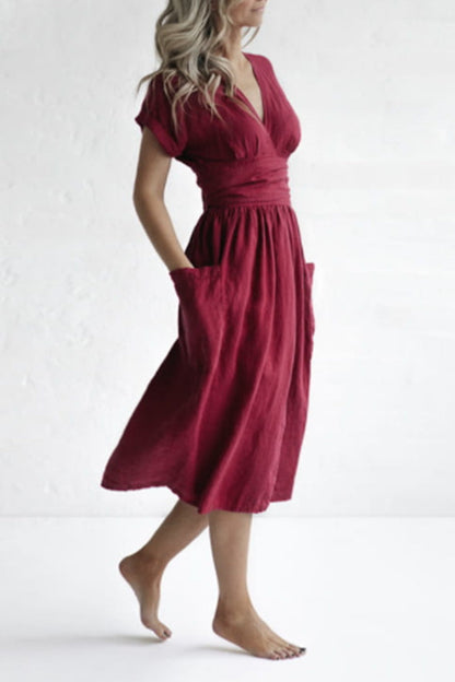 Classic Vintage Dress with a Flattering Fit