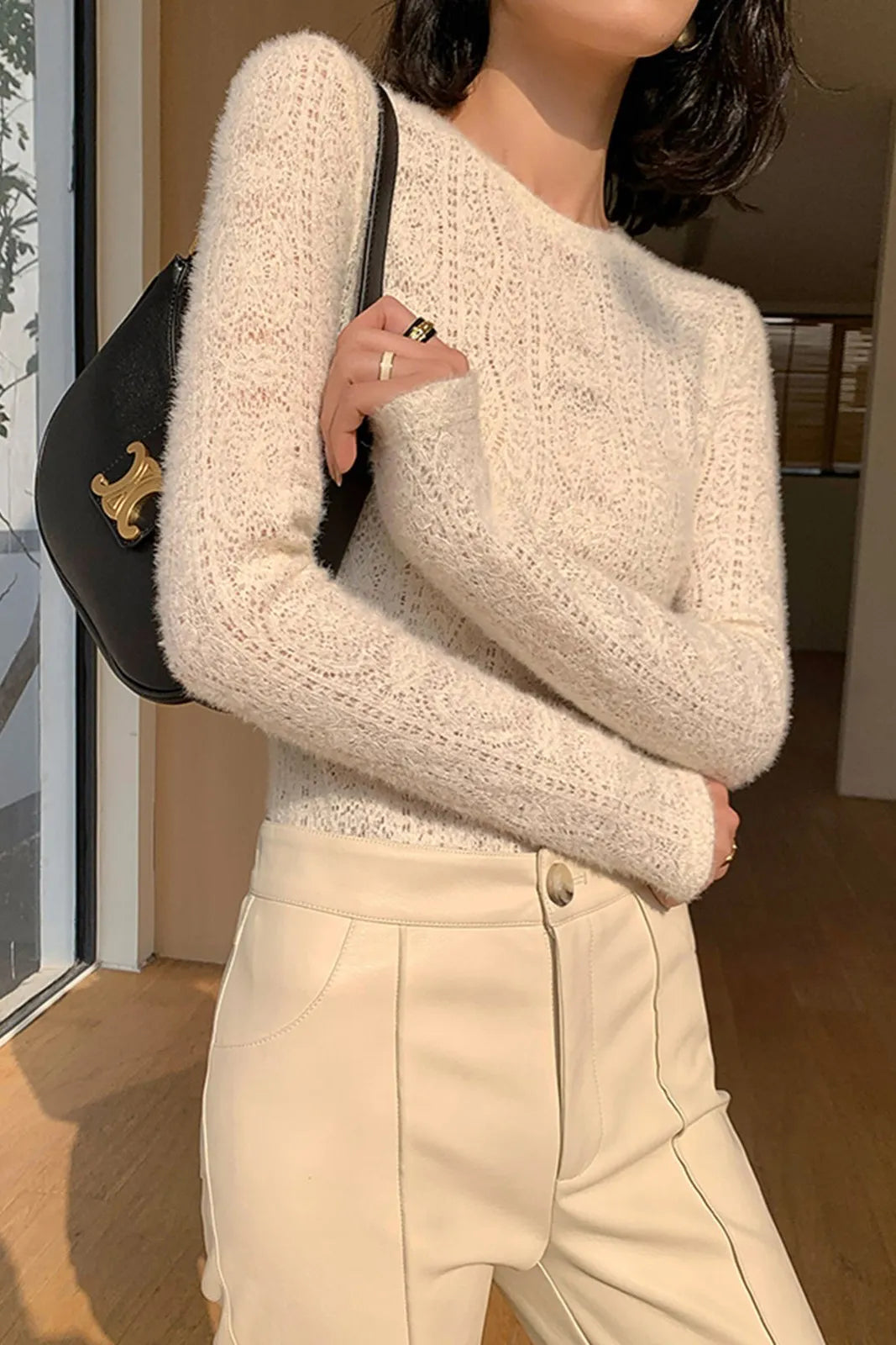 Effortlessly Elegant Top with a Timeless Design