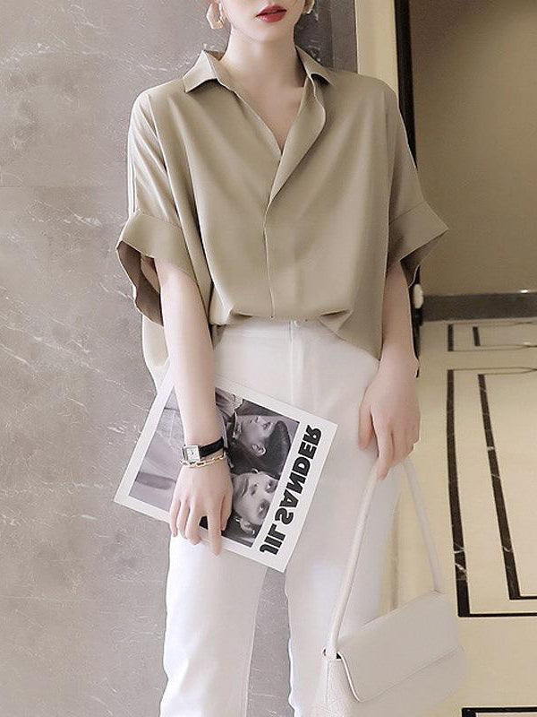 Elegantly Styled Blouse for Everyday Wear