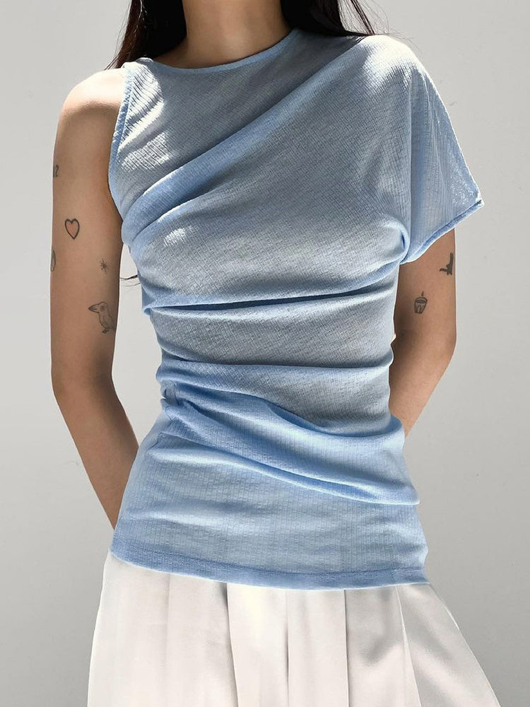 Well Tailored Pullover with a Graceful Silhouette