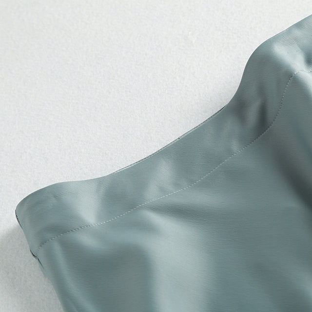 Classic Vintage & Enduringly Stylish Garment