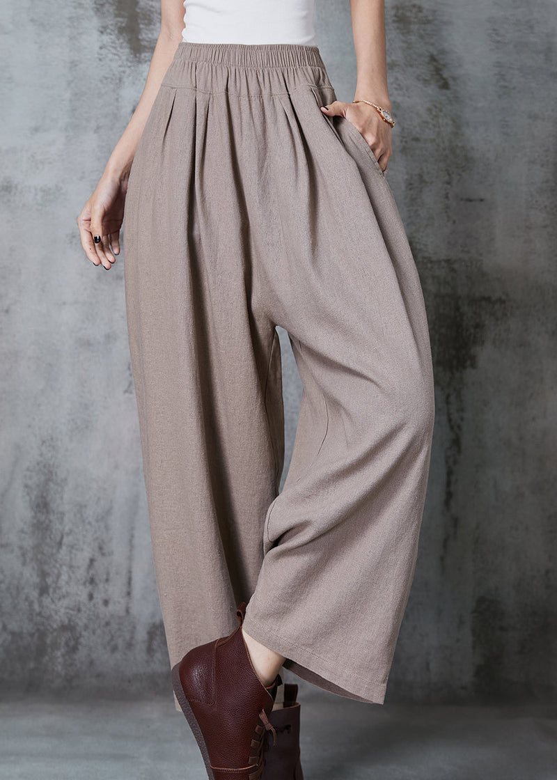 Effortlessly Elegant Pants with a Timeless Design